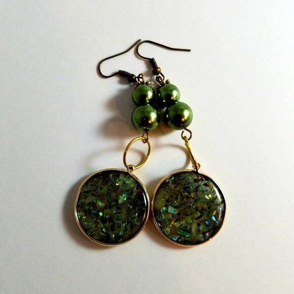 Hand Crafted Moss Green Glass Pearl Necklace and DropbEarrings - 2 Piece Set - Picture 4 of 4